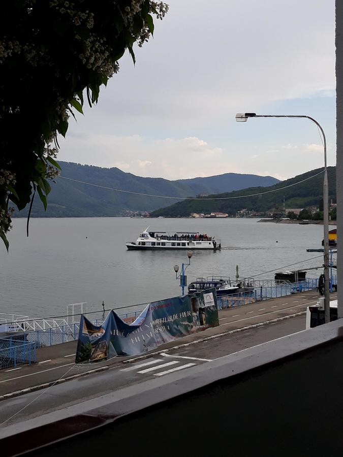 Apartament Denis Apartment Orsova Ngoại thất bức ảnh