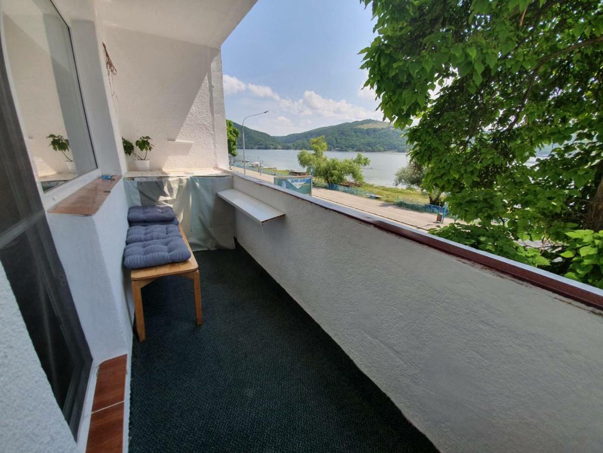 Apartament Denis Apartment Orsova Ngoại thất bức ảnh